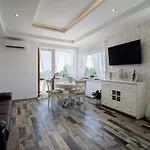 Atlant מלון 3*