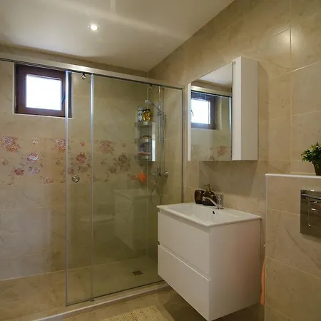 Atlant 3*
